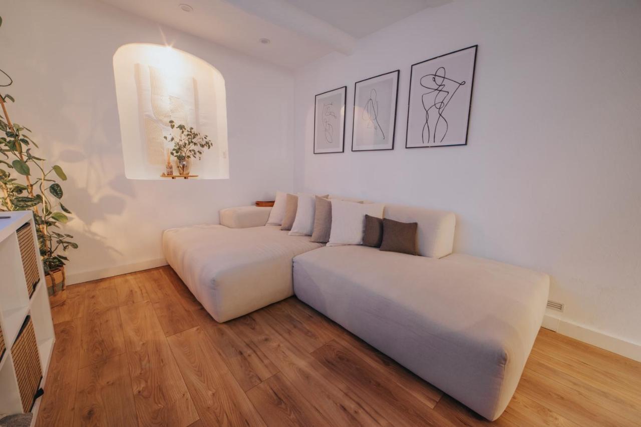 Perfect Family-oriented And Renovated Townhouse In The Old Appartement